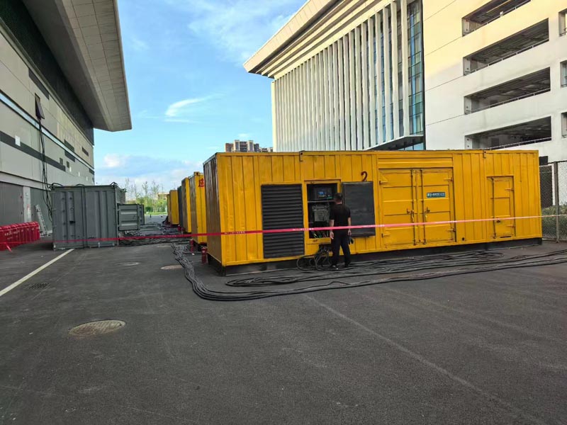 乌鲁木齐柴油发电机冬季保养注意事项？