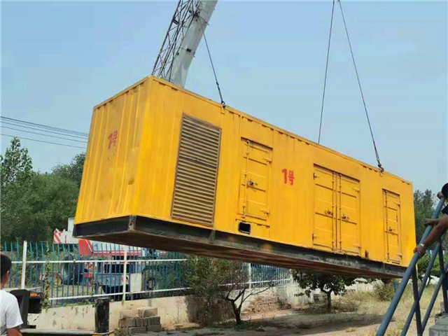 乌鲁木齐300KW柴油发电机组油耗是多少?